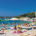 شقة Cozy Apartment In Pula With Wifi *