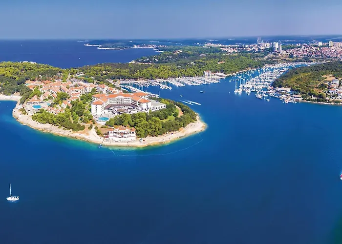 דירה Cozy In With Wifi